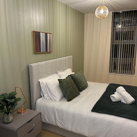 Central Birmingham City Apartment -Smart Tv - Free Parking Onsite Екстериор снимка