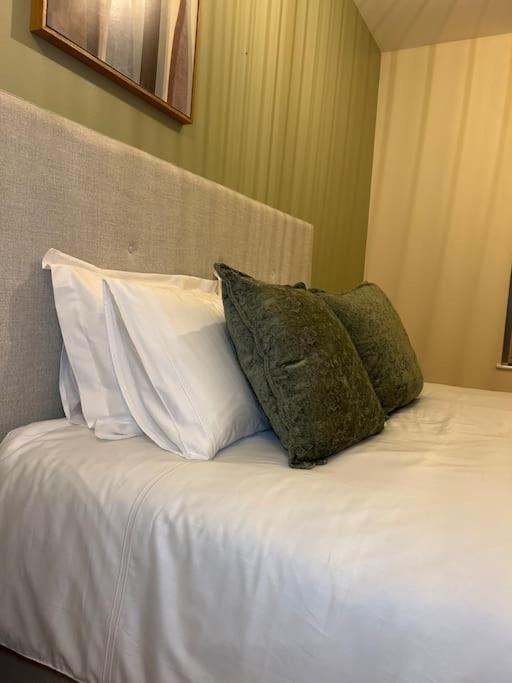 Central Birmingham City Apartment -Smart Tv - Free Parking Onsite Екстериор снимка