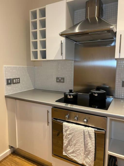 Central Birmingham City Apartment -Smart Tv - Free Parking Onsite Екстериор снимка